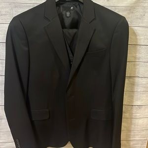 Mens Clairborne  4 Piece Black Suit